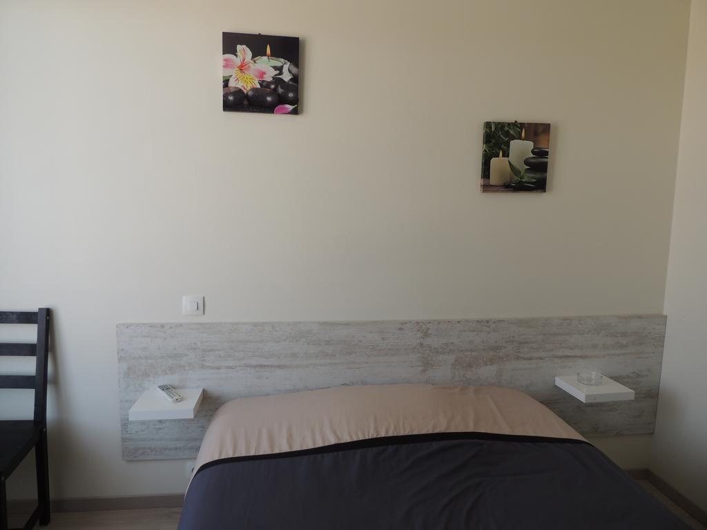 Hotel Le Colbert Еперне Екстериор снимка